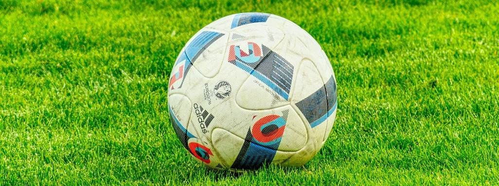 Fußball auf Rasen, Sportwetten mit Bet365 und Bonus